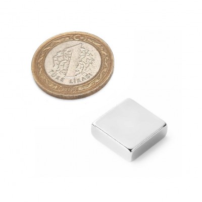 15x15x5 mm Neodyum Güçlü Kare Mıknatıs