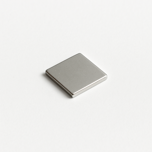20x20x2 mm N35 Neodyum Mıknatıs (En 20 mm x Boy 20 mm x Kalınlık 2 mm)