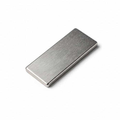 30x10x1,5 mm N35 Neodyum Mıknatıs (En 30 mm x Boy 10 mm x Kalınlık 1,5 mm)