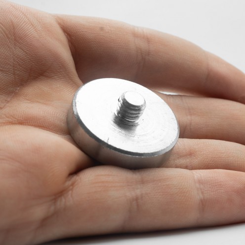 32x7 mm M6x6 mm Erkek Bağlantılı Neodyum Pot Mıknatıs – Yüksek Çekim Gücü, Kompakt Tasarım, Endüstriyel Kalite 32x7 mm M6x6 mm Erkek Bağlantılı Neodyum Pot Mıknatıs – Yüksek Çekim Gücü, Kompakt Tasarım, Endüstriyel Kalite