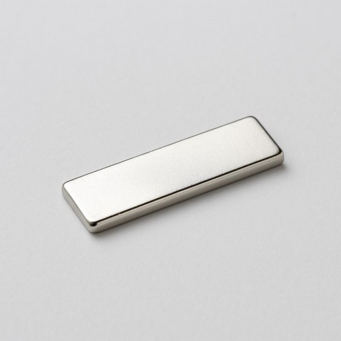 40x10x3 mm N35 Neodyum Mıknatıs (En 40 mm x Boy 10 mm x Kalınlık 3 mm)