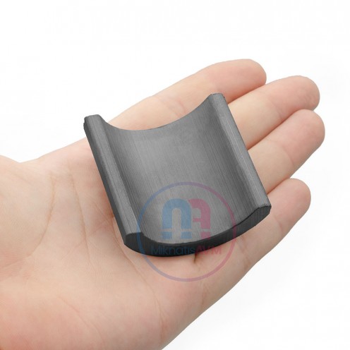51x50x7,5 mm Ferrit Ark Mıknatıs, Motor Mıknatısı (Dışı S)