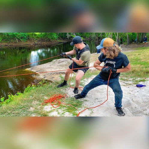 Orange Rope with Carabiner – Compatible with Fishing Magnets (Ø48–Ø70 mm) Orange Rope with Carabiner – Compatible with Fishing Magnets (Ø48–Ø70 mm)
